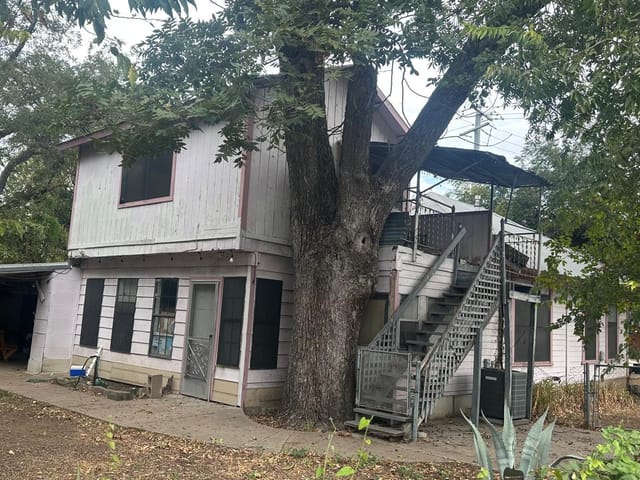 40 Waller St