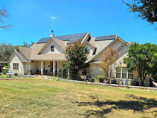 400 Bedford DR