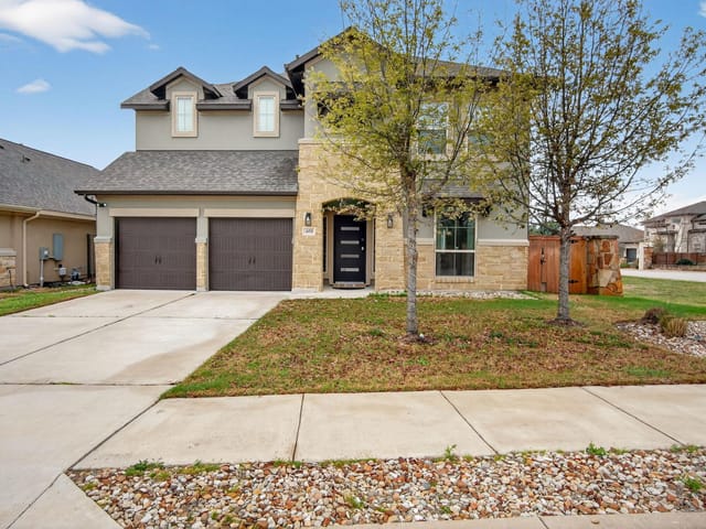 400 Cortona LN