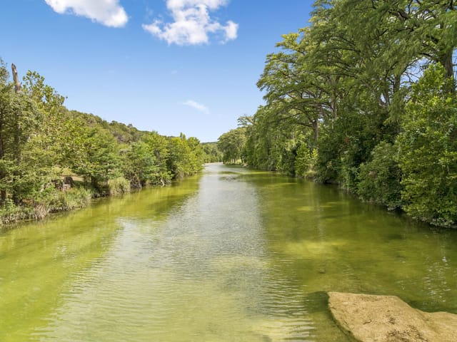 400 County Road 1492