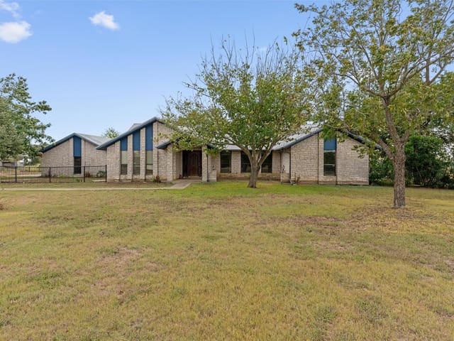 400 County Road 440 Rds