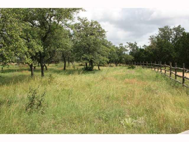 400 Twin Oaks TRL