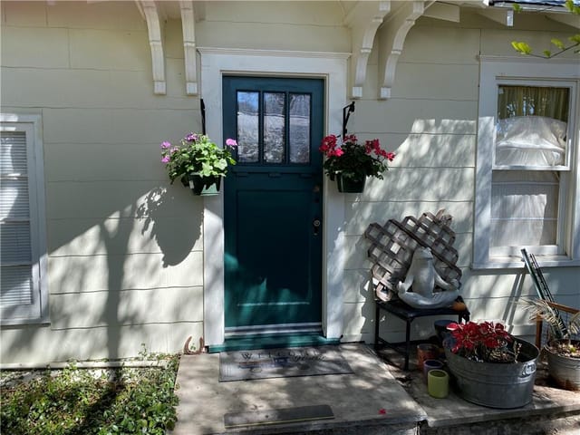 400 W Alpine Rd