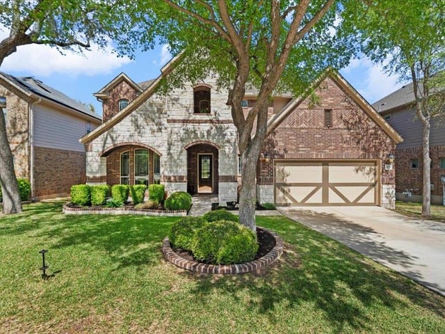 400 Walsh Glen Dr