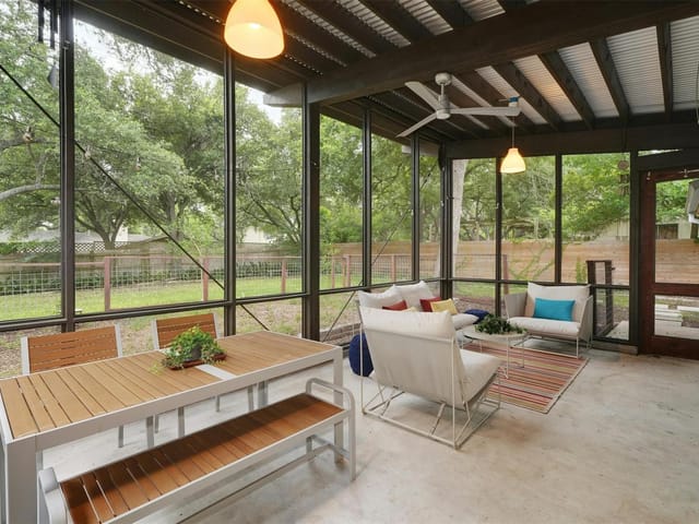 4001 Greenmountain Ln