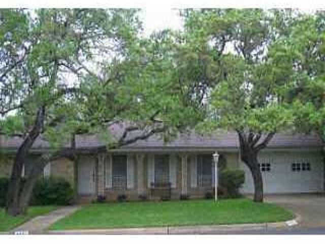 4001 Greystone