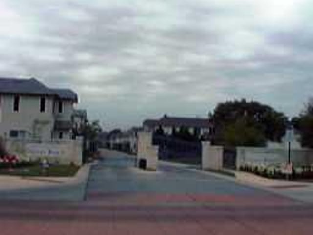 4002 GAINES CT