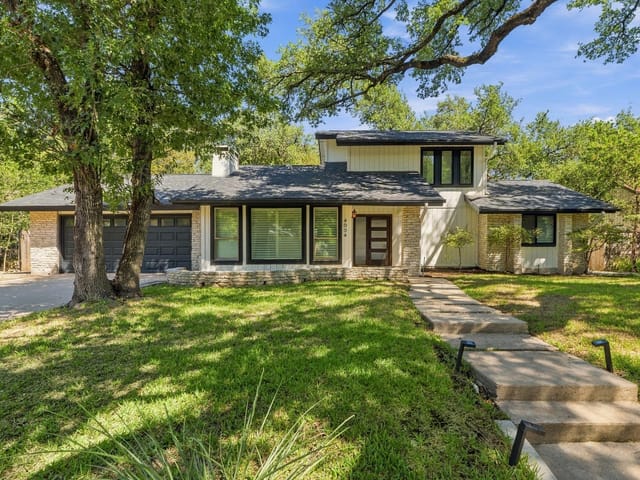 4004 Austin Woods DR, photo 1 of 6, Austin, TX
