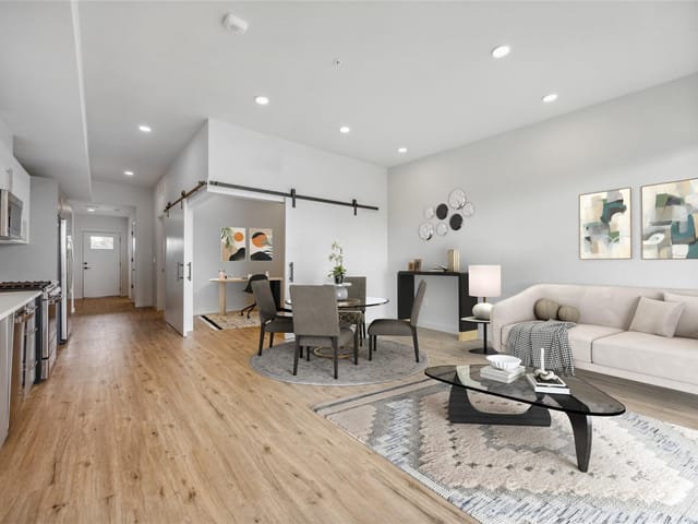 4004 Banister LN Unit #204