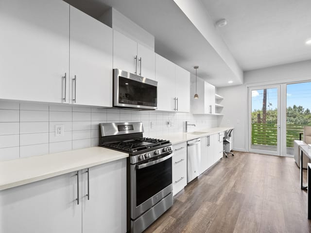 4004 Banister LN Unit #209