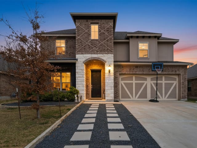 4004 Rhythmic Dr