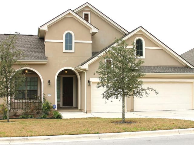4004 Vinalopo DR