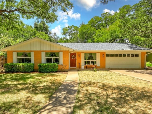 4005 Greenmountain Ln