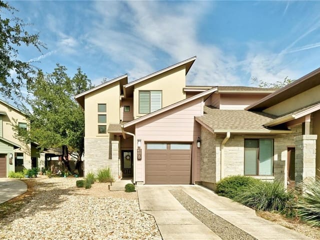 4008 Valley View RD Unit #D