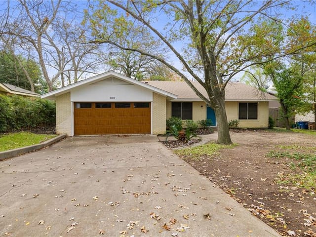 4009 Vineland Dr