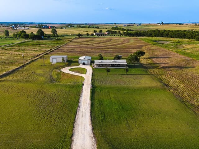 401 County Road 330