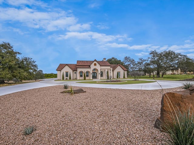 401 Eagle Ridge