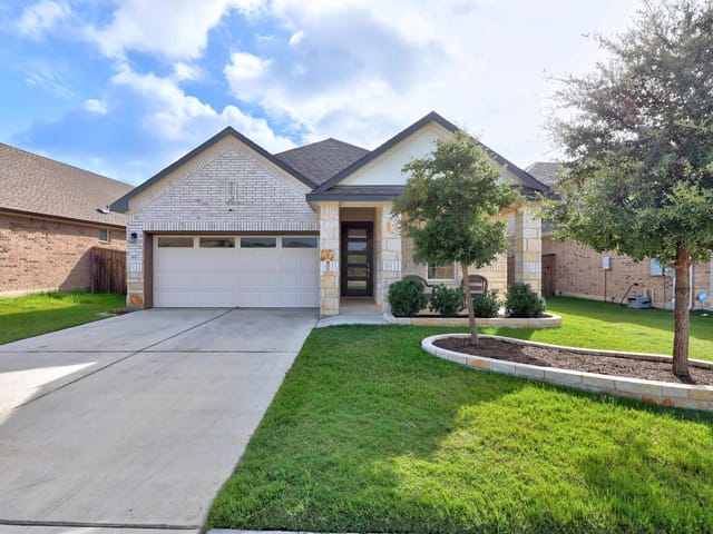 401 Peace Pipe WAY