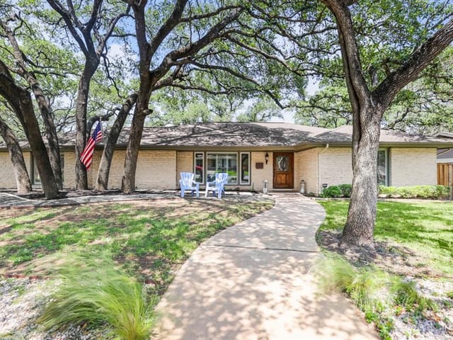 4010 Greystone Dr