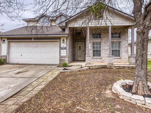 4010 Reeders DR