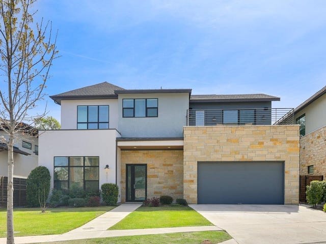 4011 Independent WAY