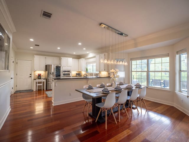 4011 Walnut Clay DR