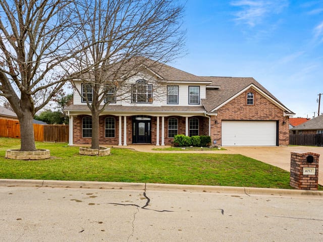 4012 Creekview Trl