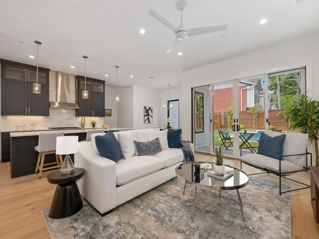 4012 Valley View RD Unit #2B