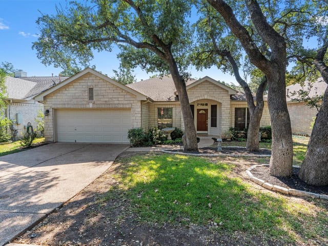 4013 Great Plains Dr