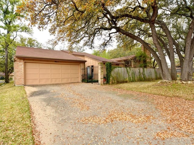 4015 Tealwood