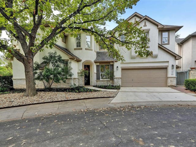 4017 Gaines CT