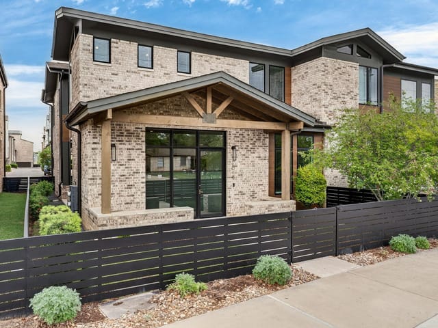 4018 Diligence Dr