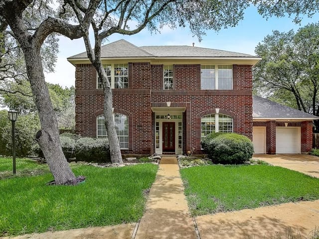 4018 Trout Dr
