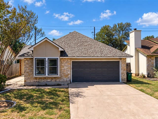 4019 Alexandria DR