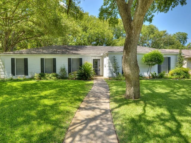 4019 Far West BLVD