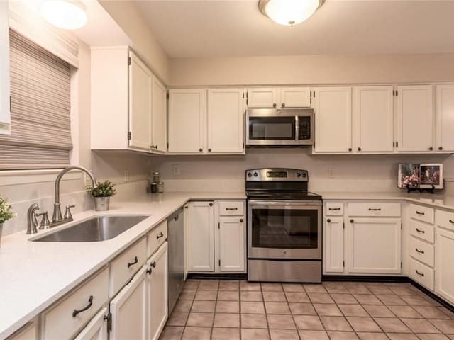 4019 Tealwood