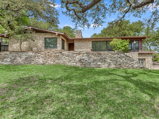 402 Almarion DR
