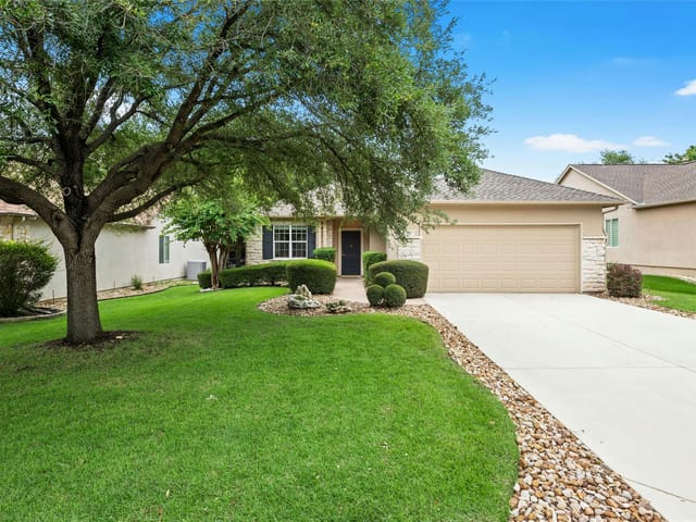 402 Colorado River RD