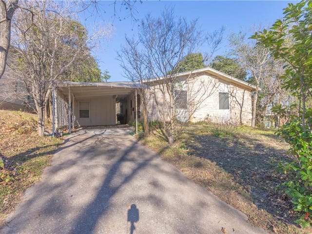 402 Post Road Dr
