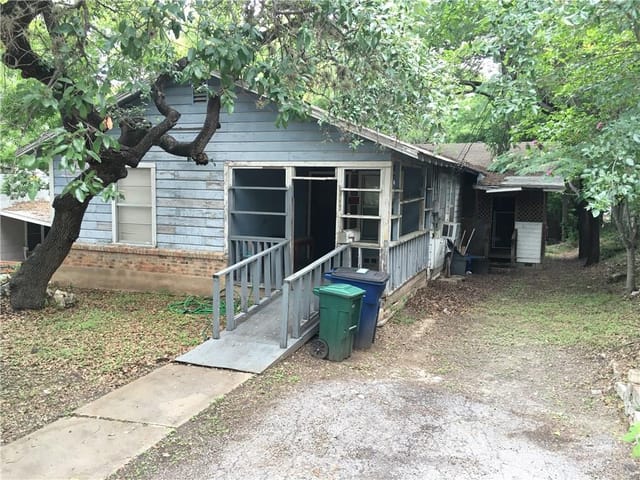 402 W Mary St