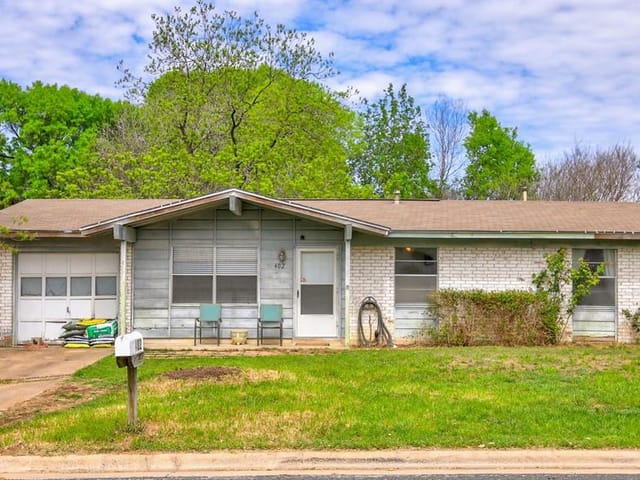 402 Westmorland Dr