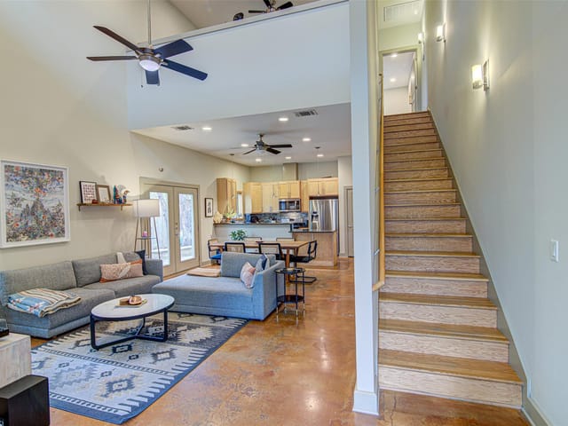 4021 Valley View Rd Unit #B