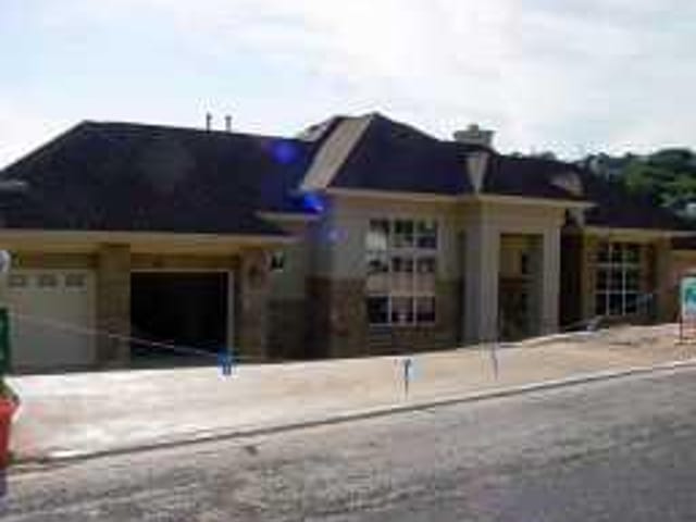 4021 WALNUT CLAY DR