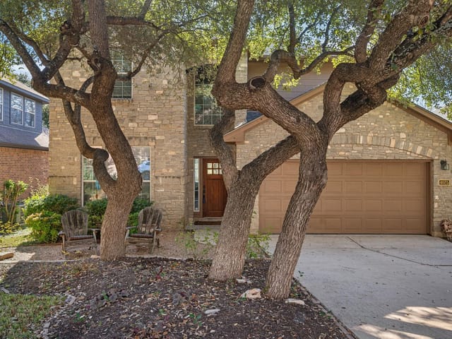 4025 Canyon Glen Cir