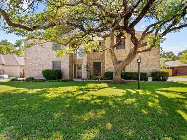 4025 Idalia Dr