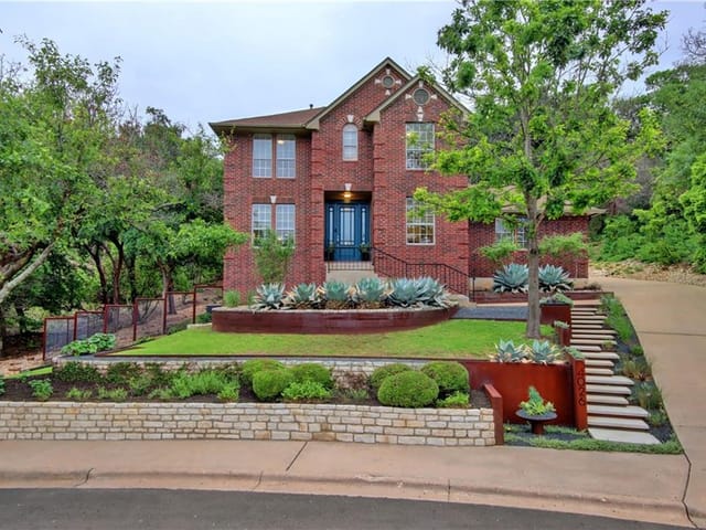 4026 Walnut Clay Dr