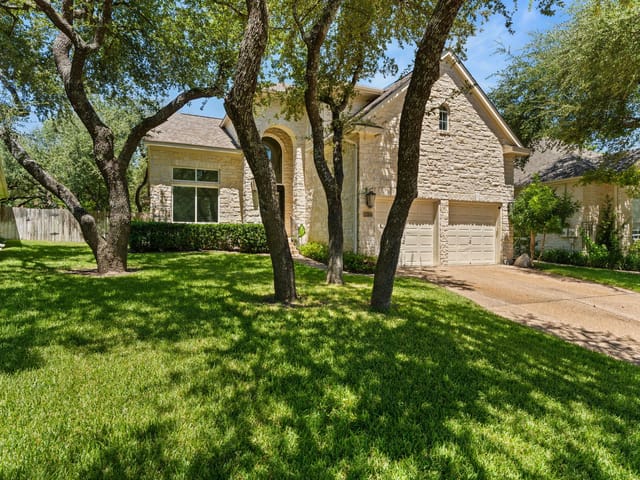 4027 Sable Oaks DR
