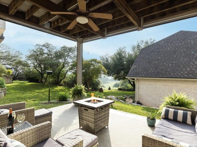 403 Golf Crest Ln