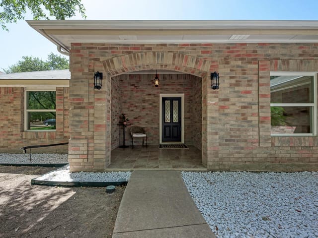 403 Hickory Ridge TRL
