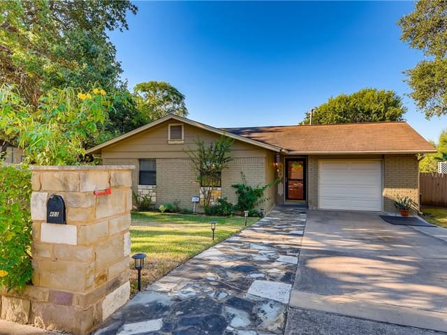 403 Meadow Lea Dr
